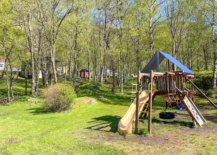 2 Bedroom Gorgeous In Feriehus Orsta